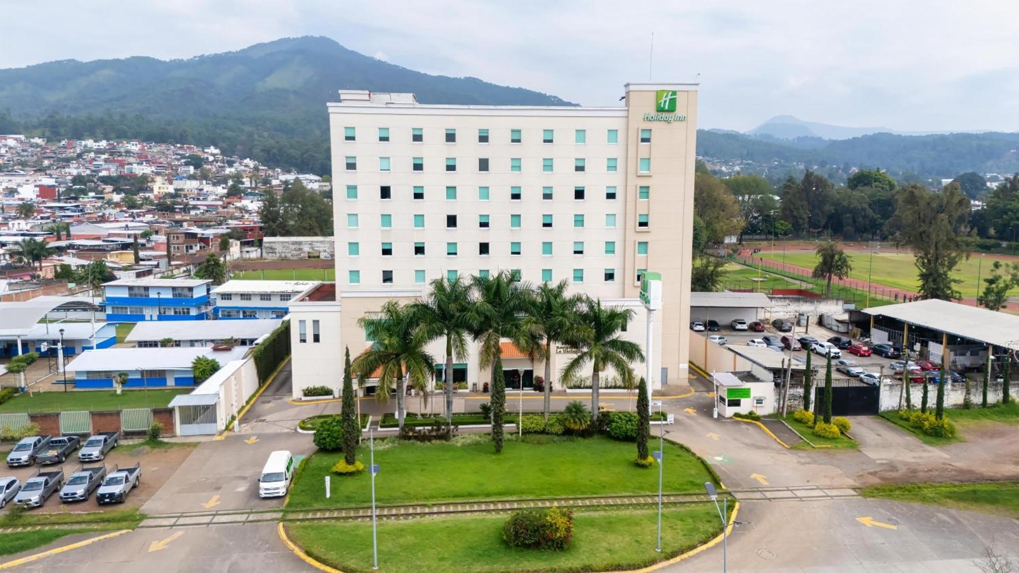 Holiday Inn Uruapan, an IHG Hotel Uruapan  Bagian luar foto